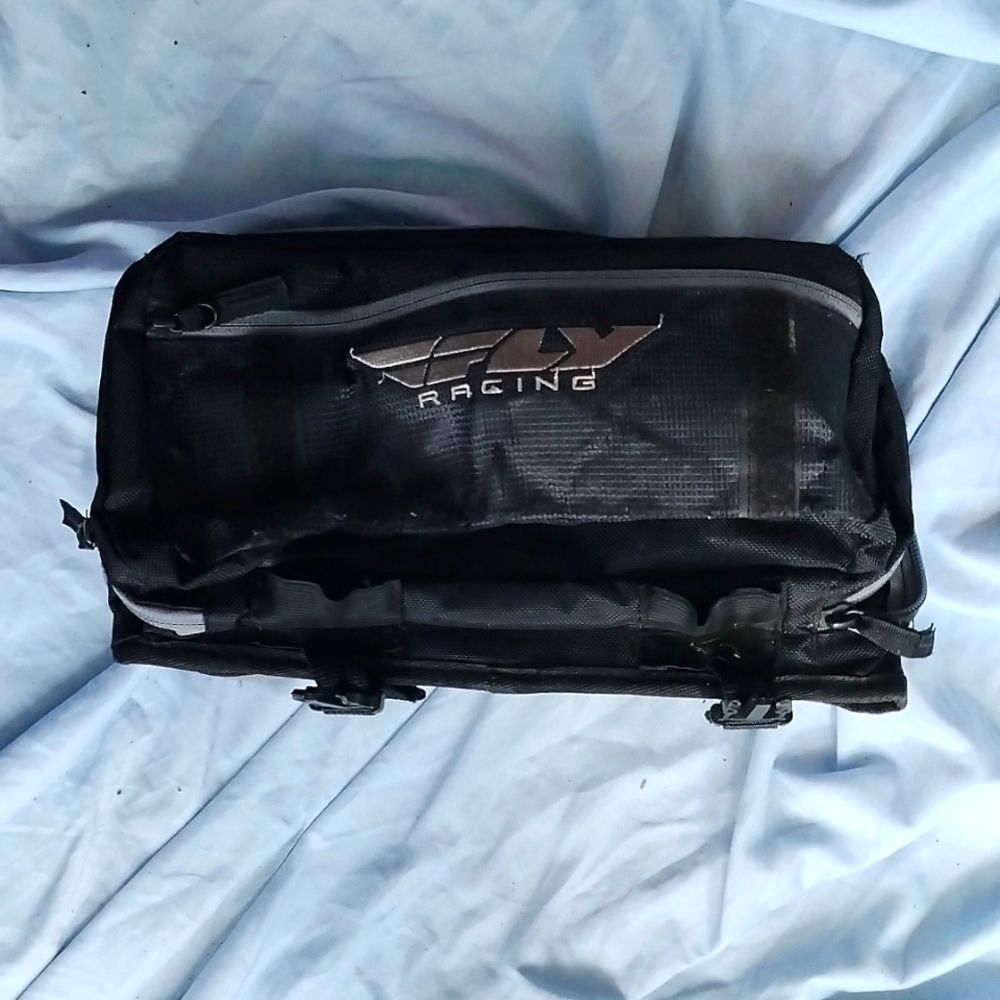 Fly Fishing Fanny by Fly Racing
